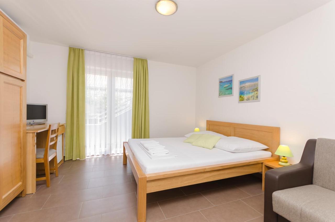 Zimmer Katarina Vodice Luaran gambar